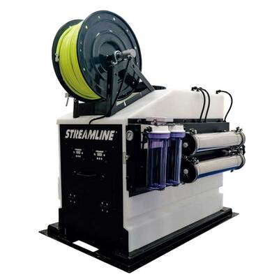 Telewash Combi 325L met osmose membraanfilter
- 2 pompen, digitale bediening per pomp
- Li-ion batterij met snellader
- vastgemonteerde haspel met 100m slang
- 2 meetpunten osmosekwaliteit ( TDS-PPM)
(COMBI325-RODI-03)