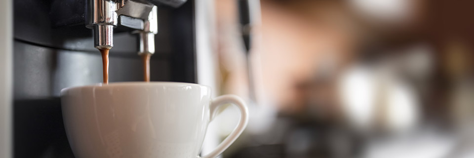 Coffee is indispensable in the office. Not surprisingly, coffee machines are one of the most frequently used appliances in an office kitchen. To guarantee the longevity of these appliances